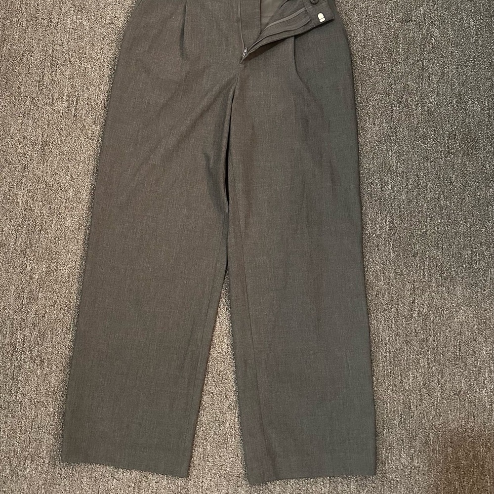 Uniqlo Gray women's trouser pants
